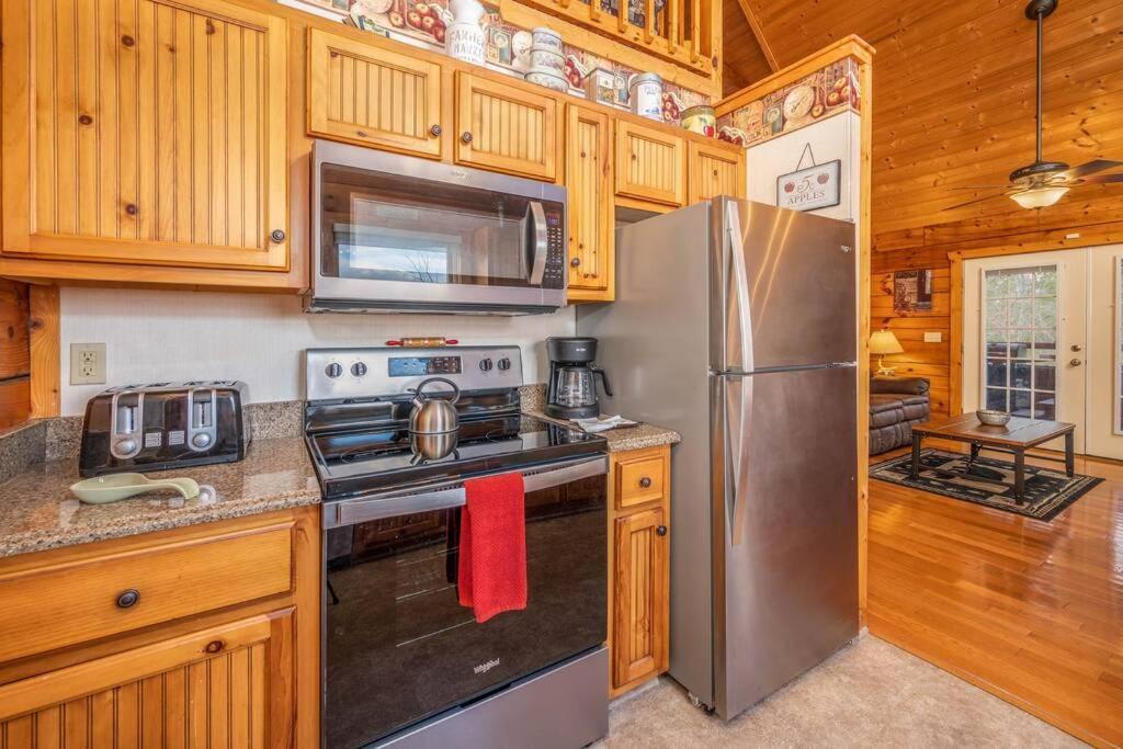 Over The Mountain - Smoky Mountain View Cabin Sevierville Buitenkant foto