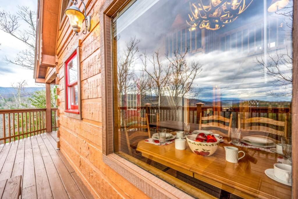 Over The Mountain - Smoky Mountain View Cabin Sevierville Buitenkant foto