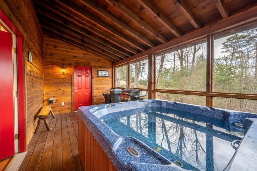 Over The Mountain - Smoky Mountain View Cabin Sevierville Buitenkant foto